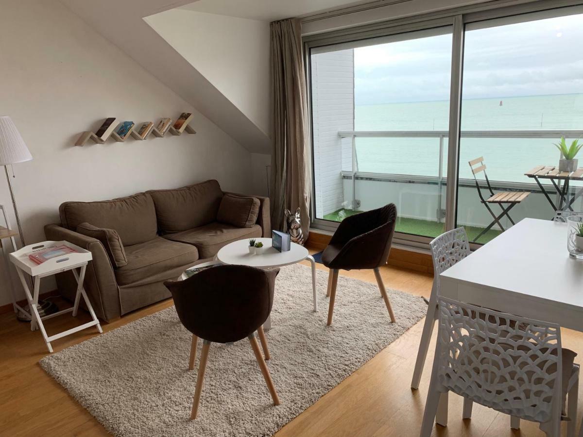 Un Balcon Sur La Mer, Acces Direct A La Plage غرانفيل المظهر الخارجي الصورة